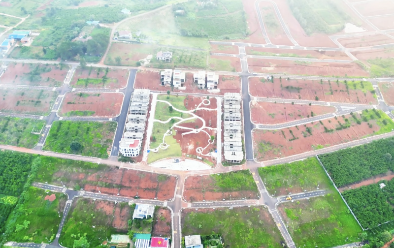 Cần bán đất tại Sun Valley Bảo Lộc – bán đất nền view đồi, giá chỉ từ 14 triệu/m², sổ riêng.